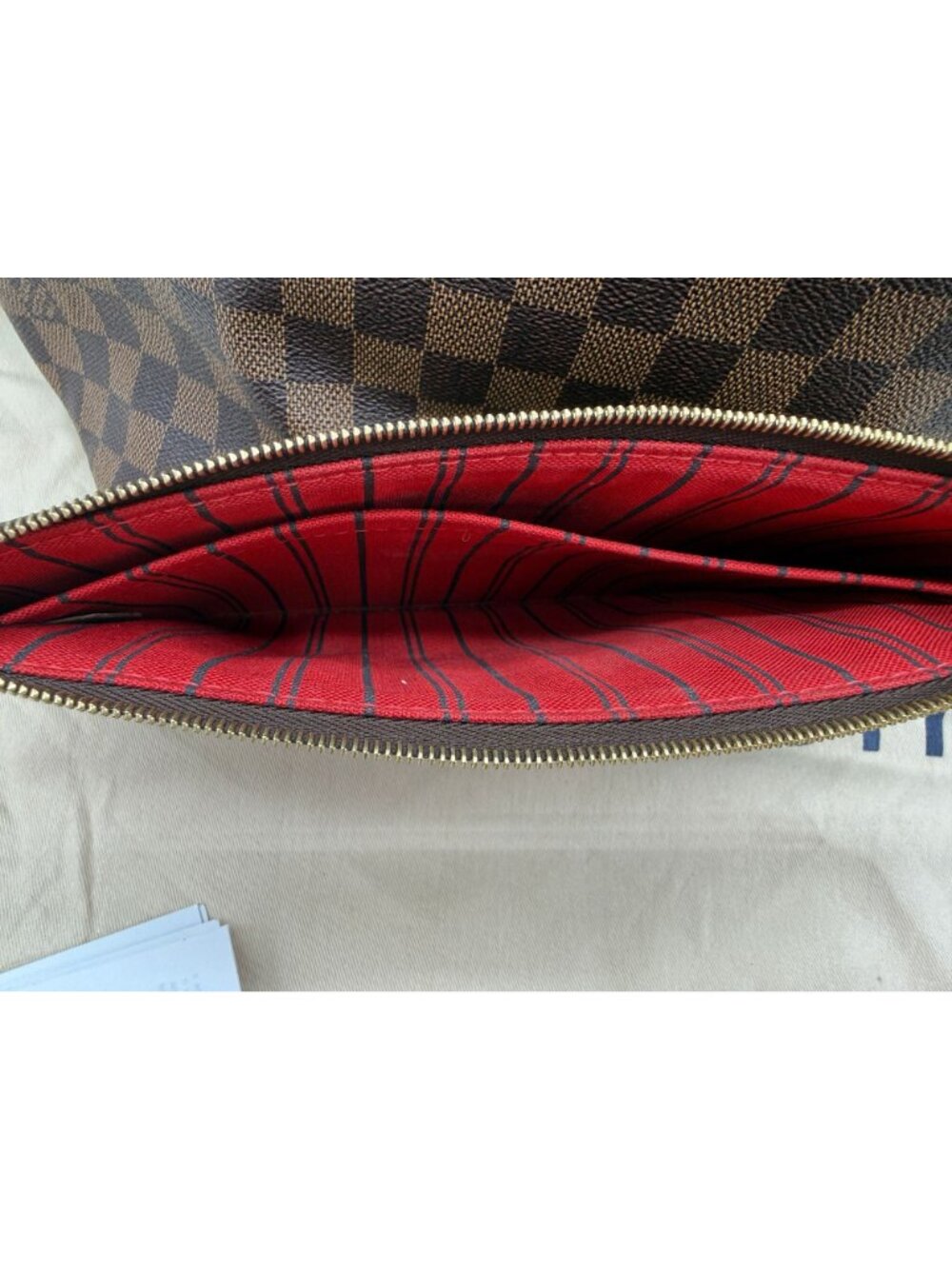 Louis Vuitton Neverfull GM Damier Ebene Tote with Pouch – Cherry Interior - Auth - Picture 8 of 11